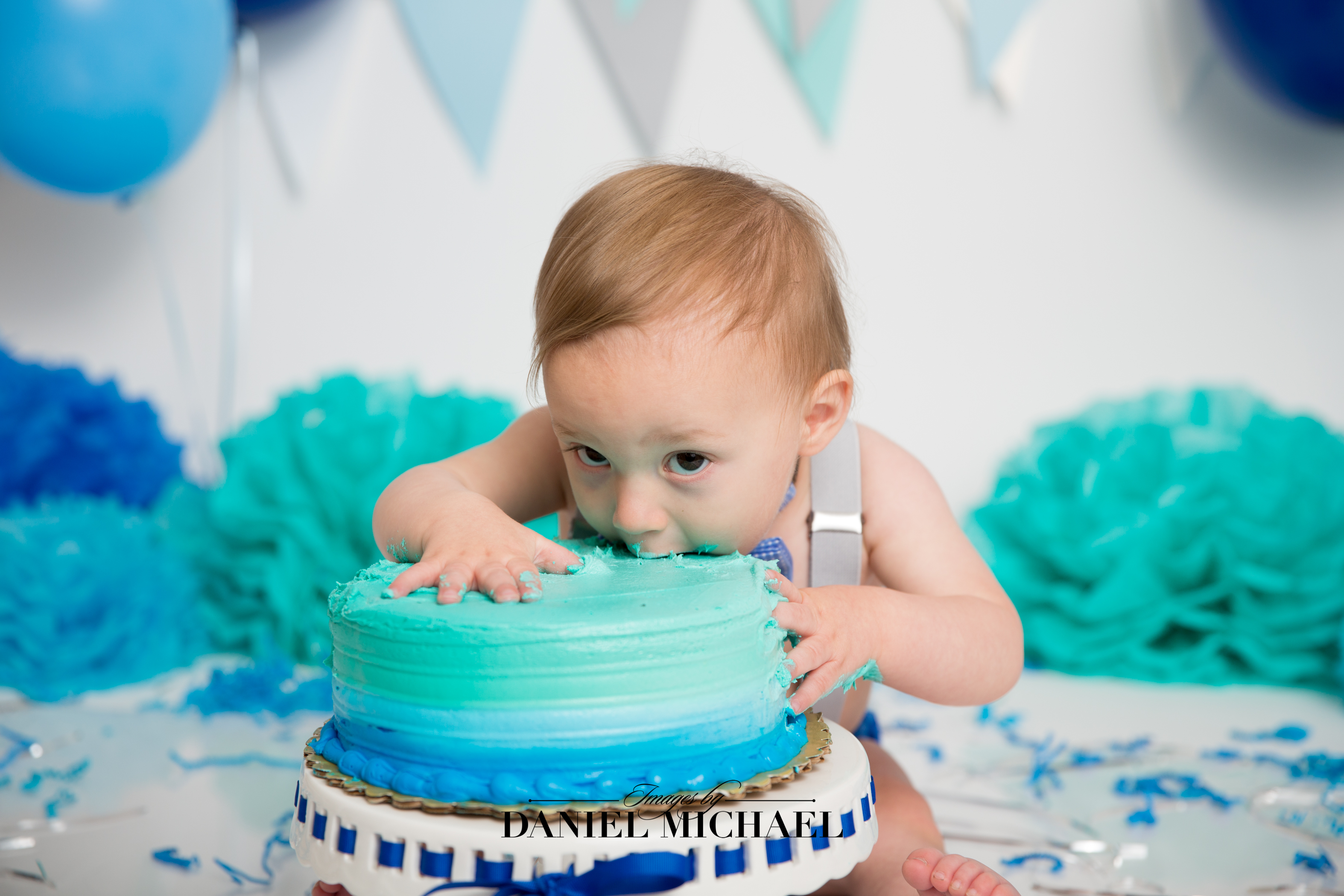 Cincinnati Cake Smash, Studio Portraits, First Birthday Photography, Daniel Michael, Jessica Rist