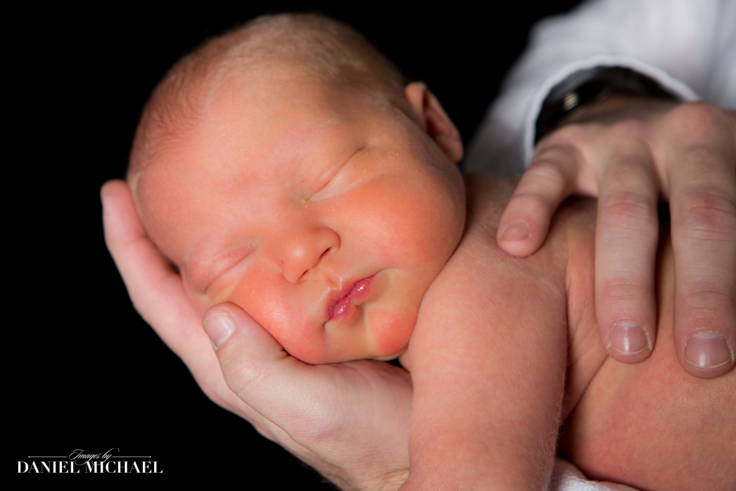 Newborn Hands Photos, Family Portraits, Cincinnati