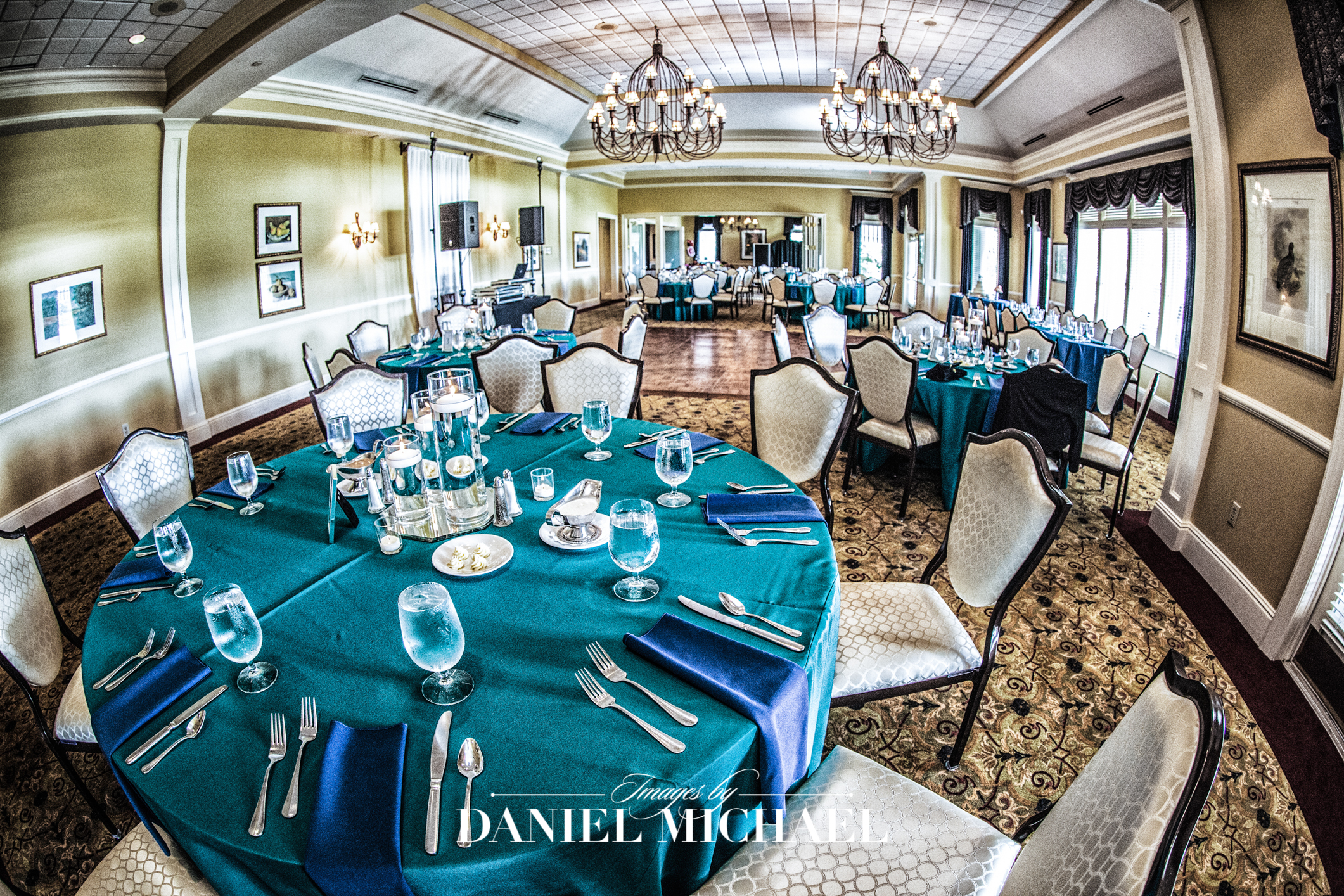 Four Bridges Country Club Venue Wedding Photographer
