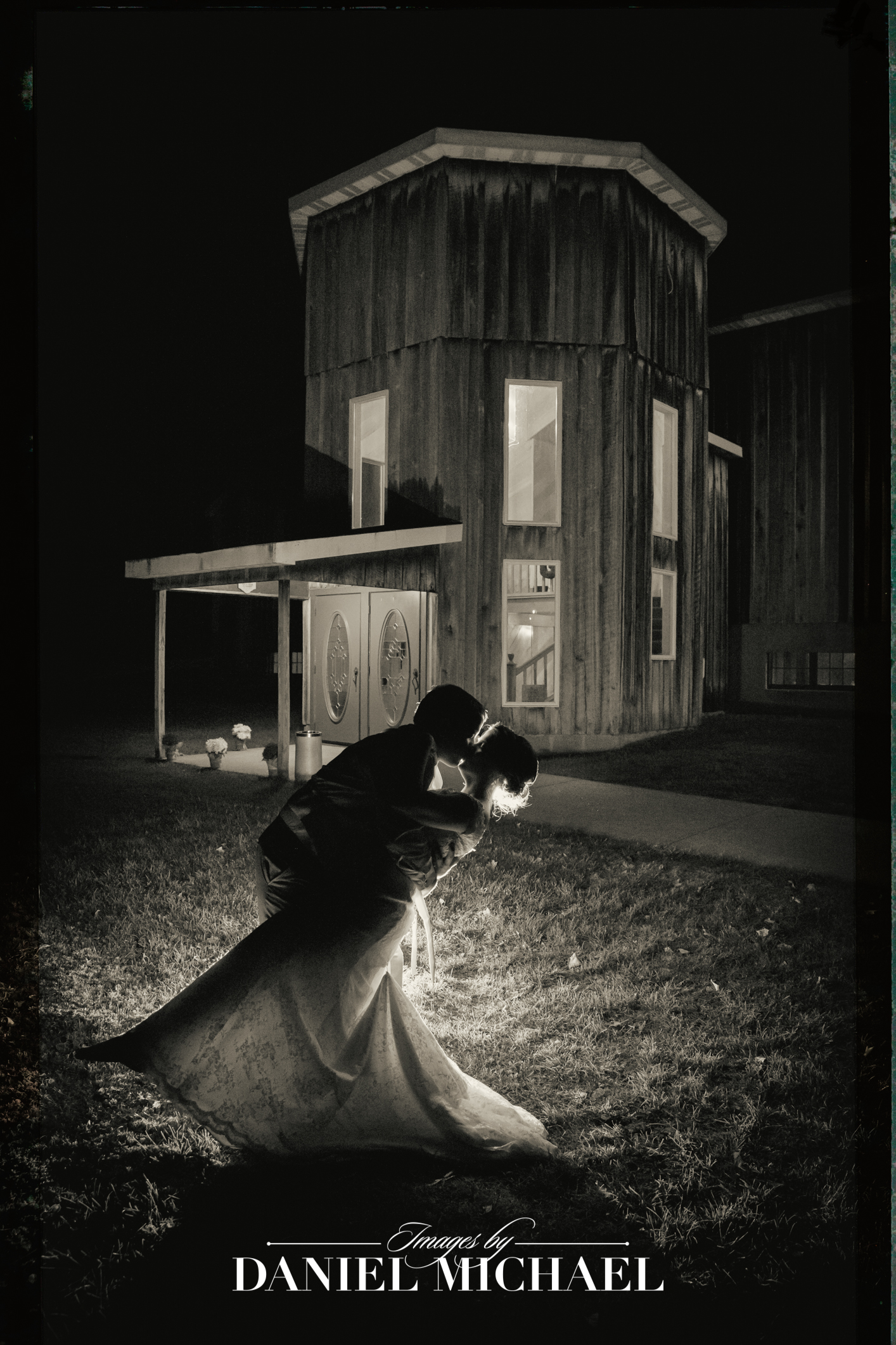 1913 Heartland Barn  Reception Ceremony Wedding Venue Photographer