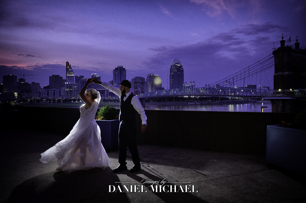 Cincinnati Skyline Wedding Photography