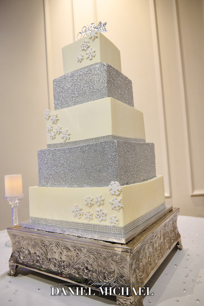 A Spoon Fulla Sugar Photo of Wedding Cake